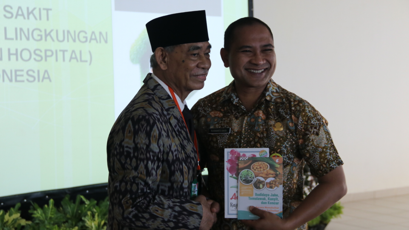 Direktur Gelar Sosialisasi Rumah Sakit Ramah Lingkungan