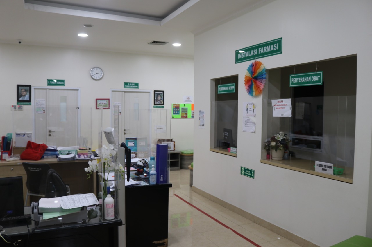 Farmasi Poliklinik Eksekutif Anak (Merak)