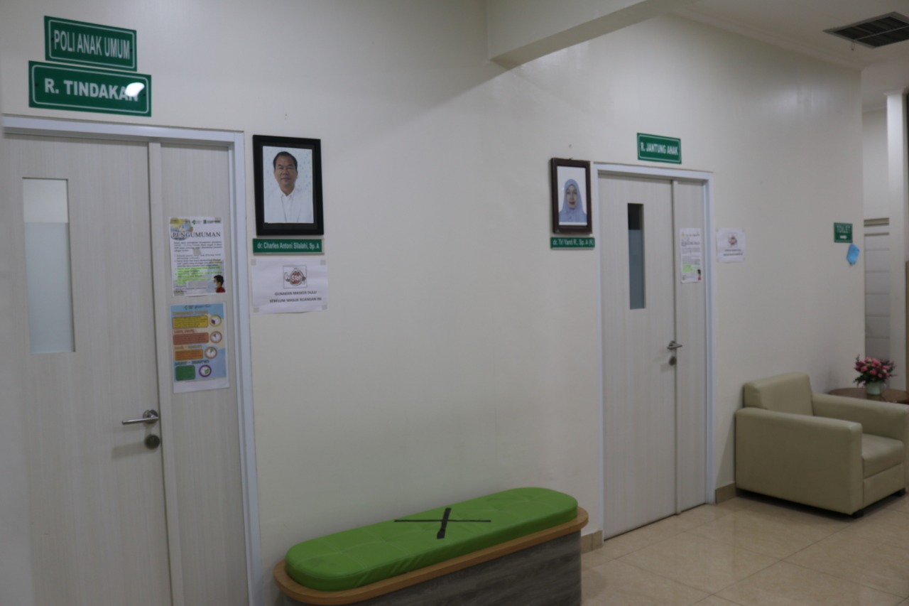 Ruang Dokter Poliklinik Eksekutif Anak (Merak)